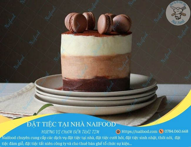 Mẫu bánh sinh nhật Tiramisu đẹp với thiết kế đơn giản